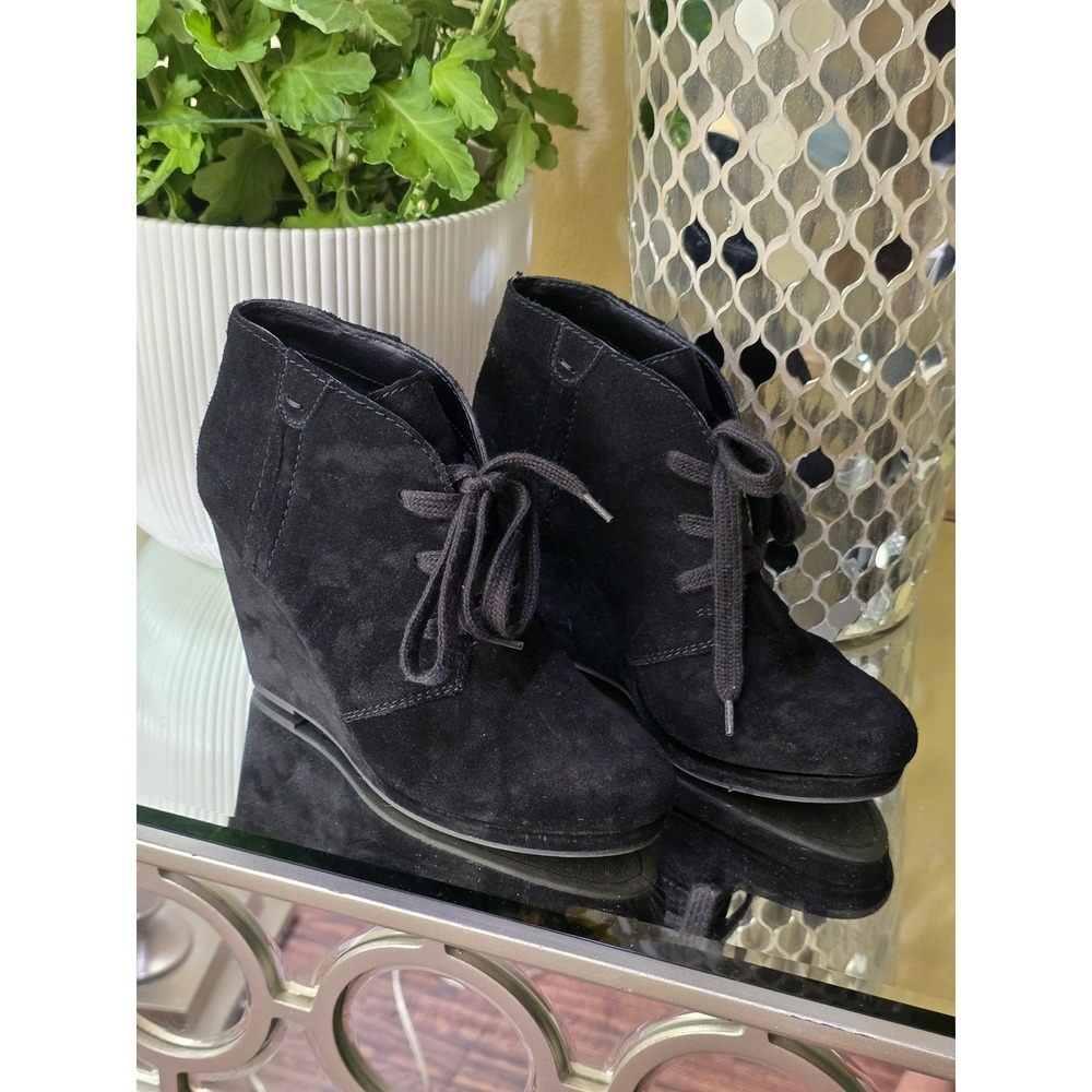 Dolce Vita Black Suede Ankle Lace Up Boots Size 9